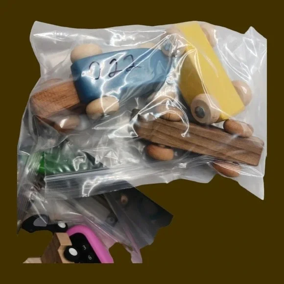 Vintage wooden handcraftes cars lot of 4 - Picture 5 of 5